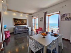 SUPER panorama & Astonishing apartment seaview, Giardini Naxos